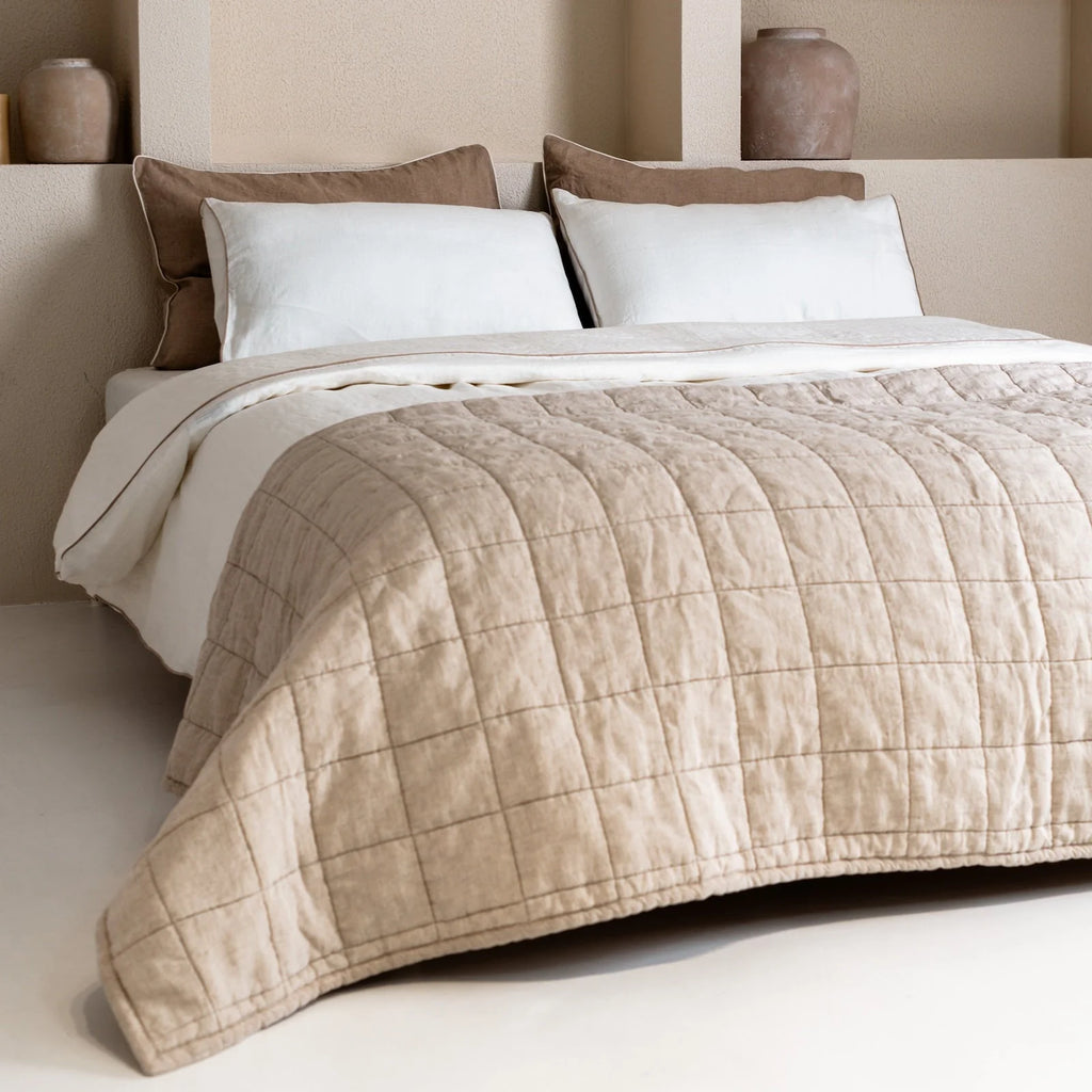 White Linen Duvet Cover Set with Natural Piping